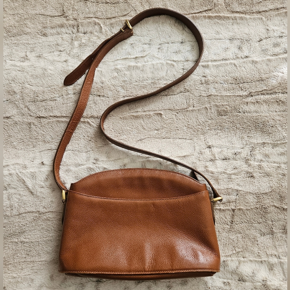 Vintage Coach leather crossbody bag